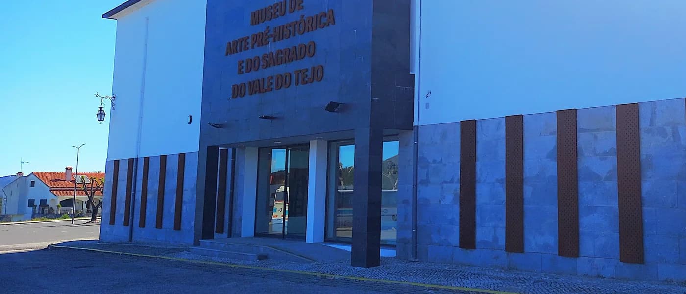 Museu de Arte Pré-Histórica e do Sagrado no Vale do Tejo