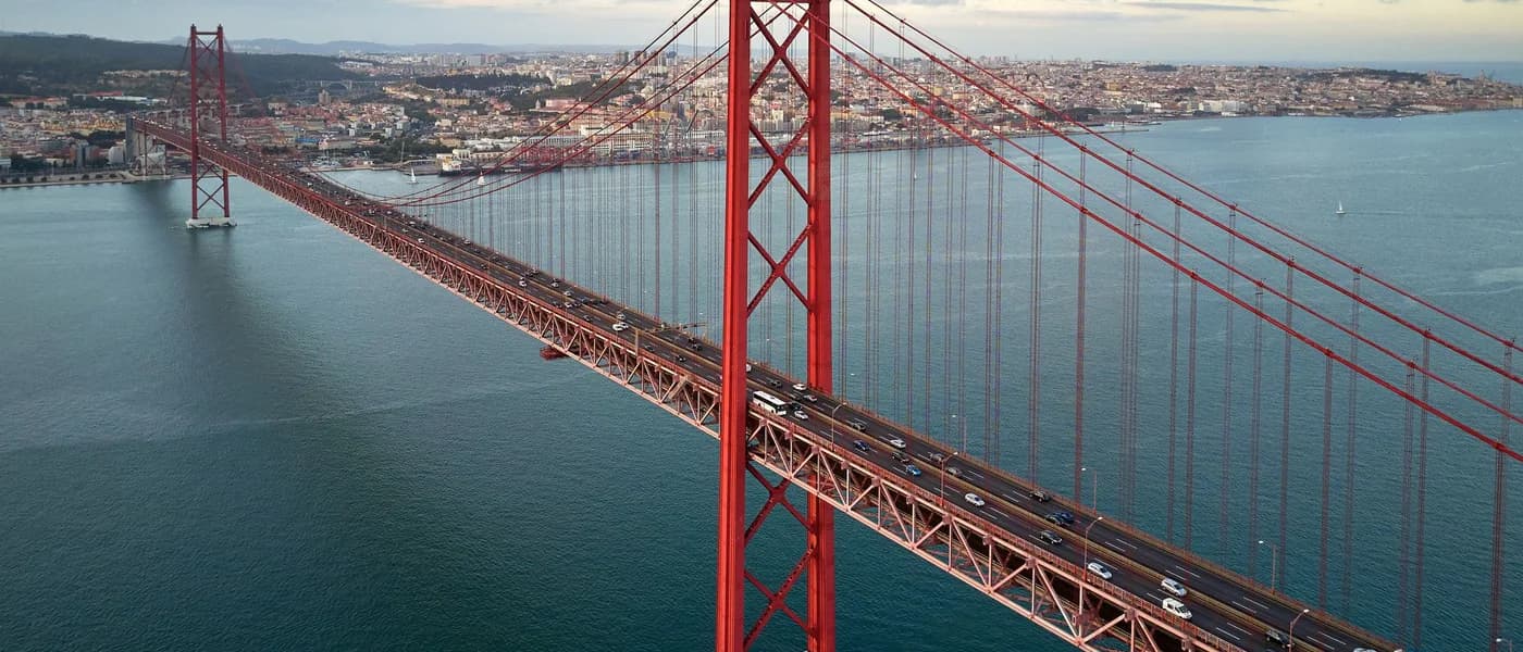 Ponte 25 de Abril