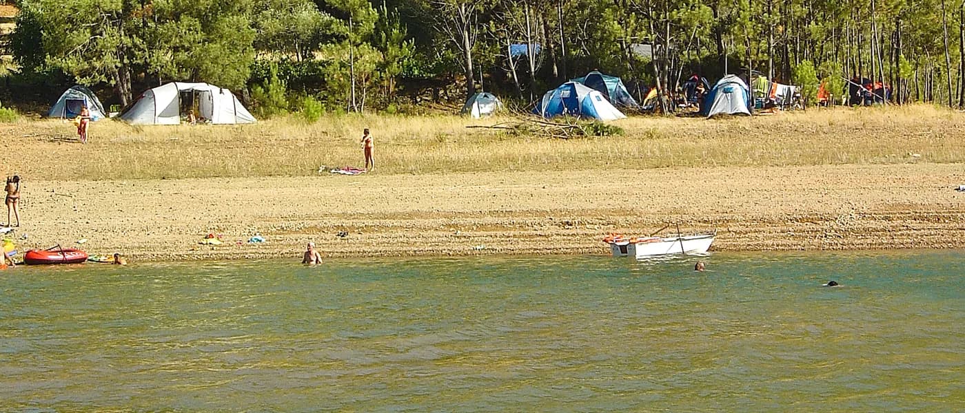 Praia Fluvial Fernandaires