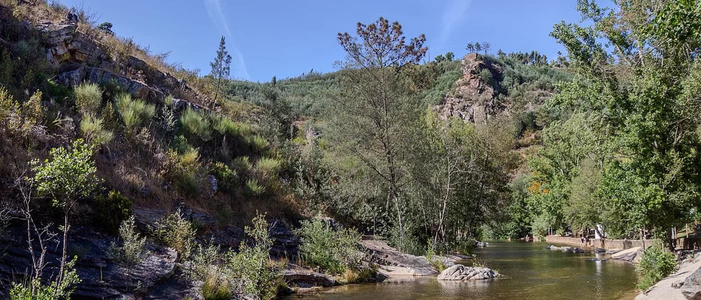 Praia Fluvial Penedo Furado