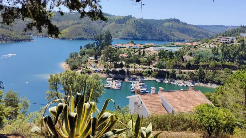 Praia Fluvial Castanheira ou Lago Azul