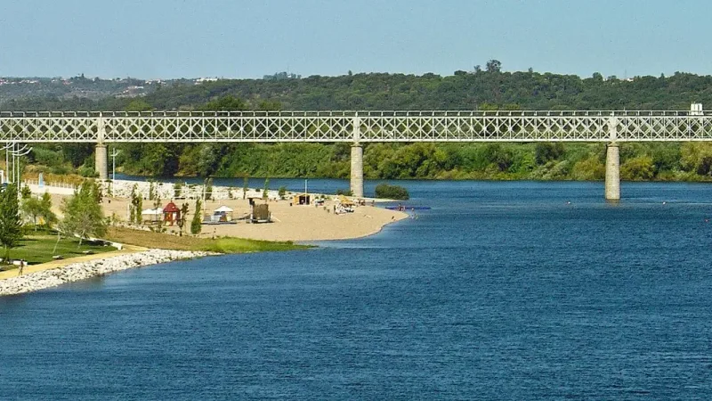 Zona Fluvial Aquapolis